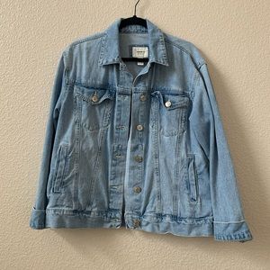 Forever 21 oversized jean jacket size m